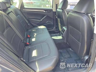 2020 Volkswagen Passat 2.0T R-Line - zdjęcie 16 z 27 - miniatura