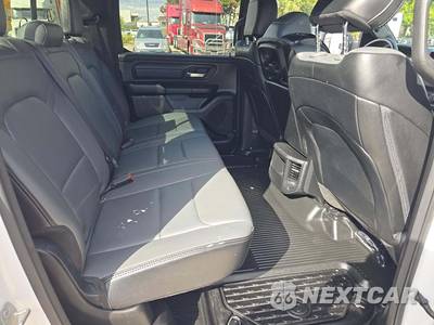 2023 Ram 1500 Tradesman Crew Cab Short Bed - zdjęcie 16 z 24 - miniatura
