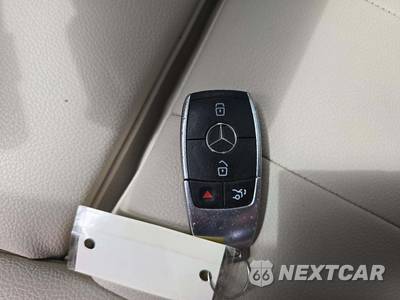 2021 Mercedes-Benz GLA 250 - zdjęcie 8 z 24 - miniatura