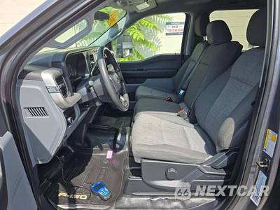 2024 Ford Super Duty F-350 XL Crew Cab Long Bed DRW - zdjęcie 6 z 27 - miniatura