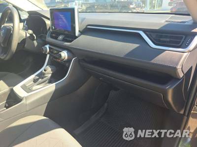 2024 Toyota RAV4 XLE - zdjęcie 19 z 25 - miniatura