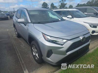 2025 Toyota RAV4 XLE - zdjęcie 4 z 25 - miniatura