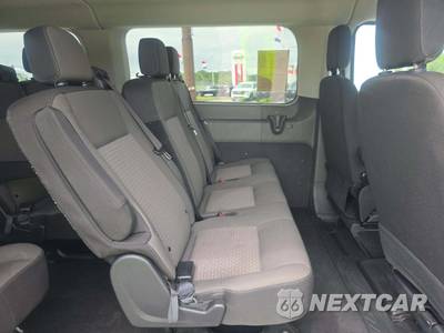 2024 Ford Transit Passenger Wagon XLT Low Roof 148.0" WB - zdjęcie 17 z 26 - miniatura