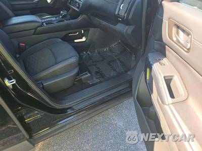 2023 Nissan Pathfinder S - zdjęcie 19 z 26 - miniatura