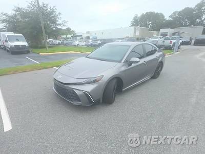 2025 Toyota Camry SE - zdjęcie 1 z 26 - miniatura