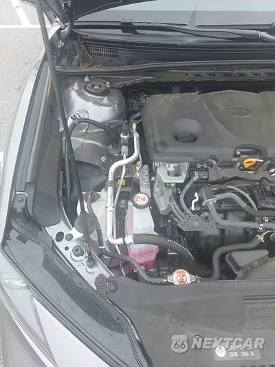 2025 Toyota Camry SE - zdjęcie 20 z 26 - miniatura