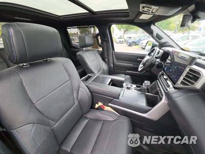 2024 Toyota Tundra Platinum Crew Cab Short Bed - zdjęcie 15 z 22 - miniatura