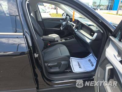 2025 Volkswagen Tiguan SE - zdjęcie 15 z 17 - miniatura