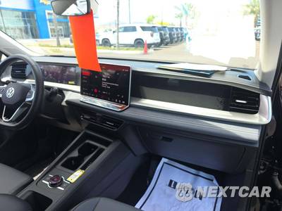 2025 Volkswagen Tiguan SE - zdjęcie 16 z 17 - miniatura