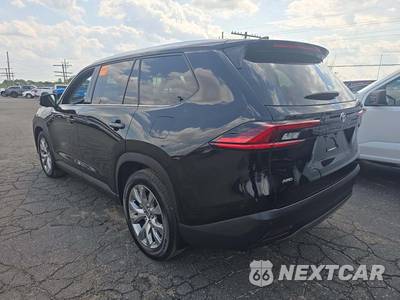 2025 Toyota Grand Highlander XLE - zdjęcie 2 z 21 - miniatura