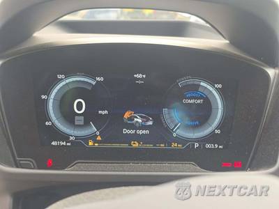 2015 BMW i8 GIGA WORLD - zdjęcie 9 z 20 - miniatura