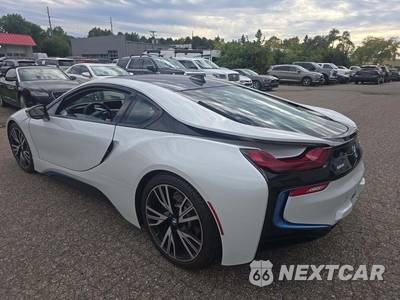 2015 BMW i8 GIGA WORLD - zdjęcie 2 z 20 - miniatura