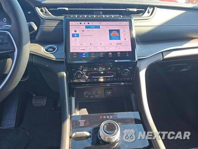 2025 Jeep Grand Cherokee L Limited - zdjęcie 7 z 18 - miniatura