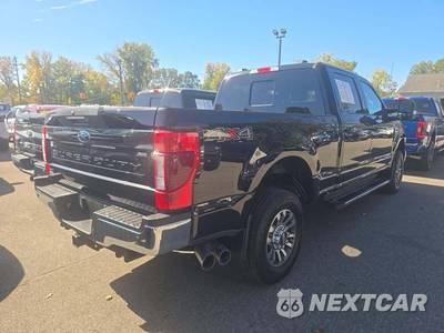 2021 Ford Super Duty F-250 Lariat Crew Cab Medium Bed - zdjęcie 3 z 20 - miniatura