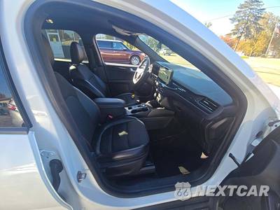 2023 Ford Escape ST-Line - zdjęcie 17 z 19 - miniatura