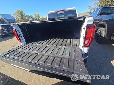 2021 GMC Sierra 1500 AT4 Crew Cab Short Bed - zdjęcie 14 z 20 - miniatura