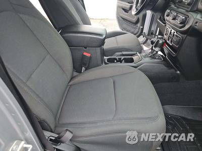 2020 Jeep Gladiator S Edition Crew Cab Medium Bed - zdjęcie 15 z 25 - miniatura