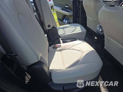 2026 Toyota Grand Highlander XLE - zdjęcie 14 z 25 - miniatura