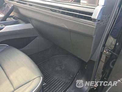 2026 Cadillac Escalade Sport 1SC - zdjęcie 17 z 25 - miniatura