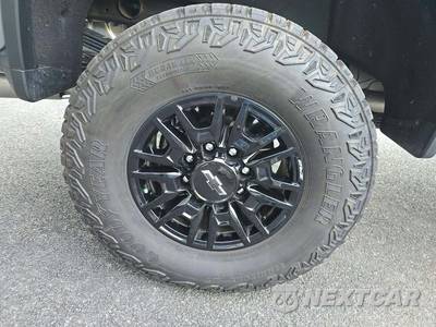 2025 Chevrolet Silverado 2500HD ZR2 Crew Cab Medium Bed 3LT - zdjęcie 21 z 25 - miniatura