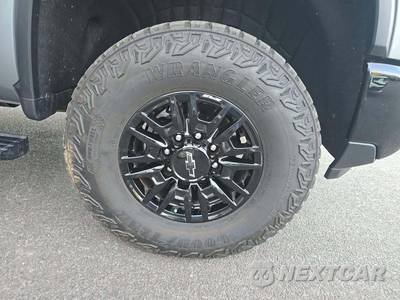 2025 Chevrolet Silverado 2500HD ZR2 Crew Cab Medium Bed 3LT - zdjęcie 22 z 25 - miniatura