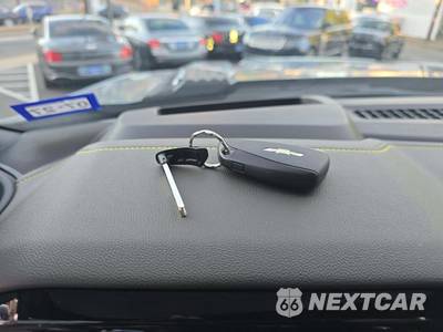 2025 Chevrolet Silverado 2500HD ZR2 Crew Cab Medium Bed 3LT - zdjęcie 5 z 25 - miniatura