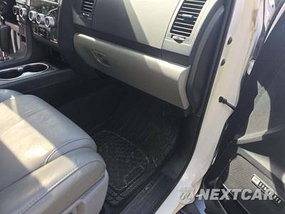2019 Toyota Sequoia Limited - zdjęcie 17 z 28 - miniatura