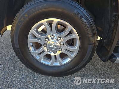 2018 Ram 2500 Laramie Crew Cab Medium Bed - zdjęcie 19 z 24 - miniatura