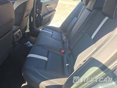 2025 Toyota Camry SE - zdjęcie 10 z 24 - miniatura