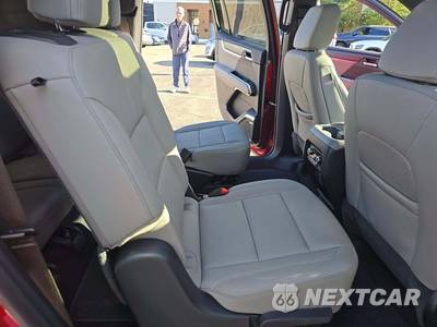 2026 GMC Acadia Elevation 4SD - zdjęcie 14 z 22 - miniatura