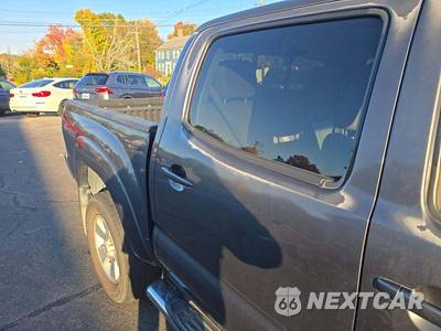 2014 Toyota Tacoma PreRunner Crew Cab Medium Bed - zdjęcie 21 z 32 - miniatura