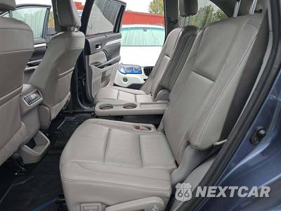 2018 Toyota Highlander XLE - zdjęcie 10 z 31 - miniatura