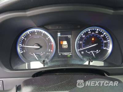 2018 Toyota Highlander XLE - zdjęcie 5 z 31 - miniatura
