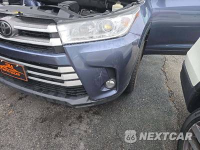 2018 Toyota Highlander XLE - zdjęcie 23 z 31 - miniatura