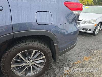 2018 Toyota Highlander XLE - zdjęcie 21 z 31 - miniatura