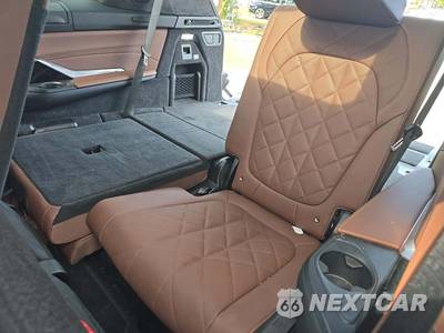 2027 BMW X7 xDrive40i - zdjęcie 11 z 26 - miniatura