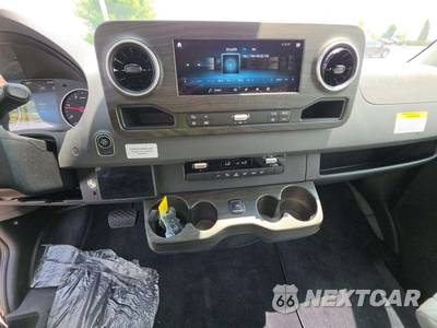 2024 Mercedes-Benz Sprinter 3500XD Cargo Van High Roof 170.0" WB - zdjęcie 10 z 21 - miniatura