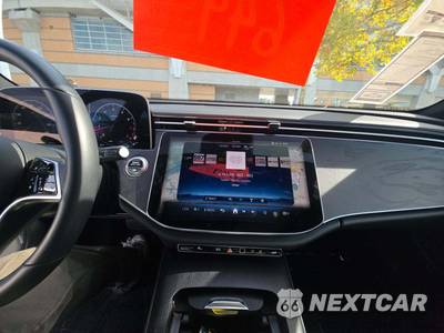 2026 Mercedes-Benz E 350 4MATIC Sedan - zdjęcie 10 z 21 - miniatura