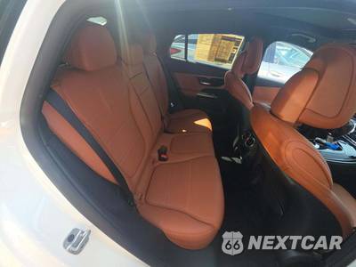 2025 Mercedes-Benz GLC 300 4MATIC - zdjęcie 16 z 20 - miniatura