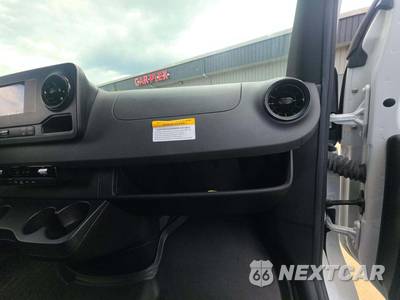 2024 Mercedes-Benz Sprinter 2500 Cargo Van Standard Roof 144.0" WB - zdjęcie 18 z 23 - miniatura