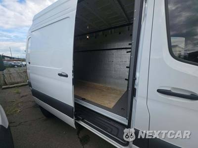 2024 Mercedes-Benz Sprinter 2500 Cargo Van Standard Roof 144.0" WB - zdjęcie 15 z 23 - miniatura