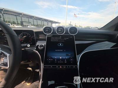 2026 Mercedes-Benz GLC 300 4MATIC - zdjęcie 10 z 20 - miniatura