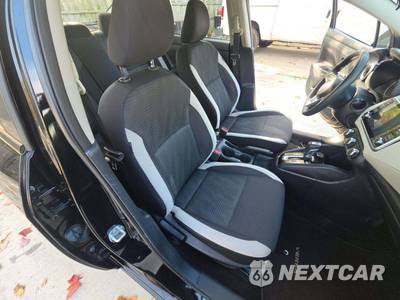 2021 Nissan Versa SV - zdjęcie 18 z 31 - miniatura