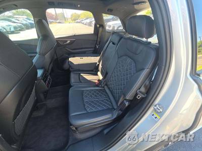2023 Audi SQ7 Premium Plus - zdjęcie 13 z 24 - miniatura