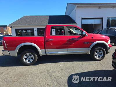 2014 Ram 1500 Laramie Crew Cab Short Bed - zdjęcie 4 z 29 - miniatura