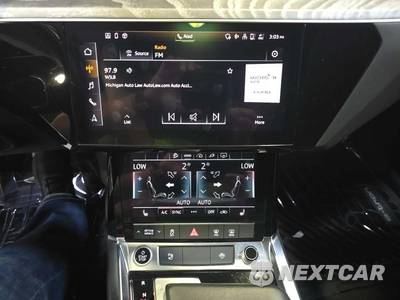 2021 Audi e-tron Premium - zdjęcie 10 z 21 - miniatura