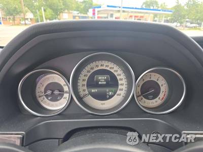 2014 Mercedes-Benz E 350 4MATIC Sedan - zdjęcie 9 z 27 - miniatura