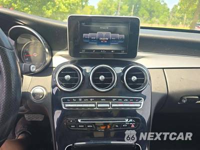 2016 Mercedes-Benz C 300 - zdjęcie 10 z 26 - miniatura
