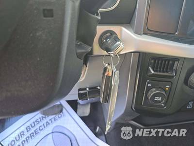 2023 Ford F-150 XLT Crew Cab Short Bed - zdjęcie 5 z 21 - miniatura