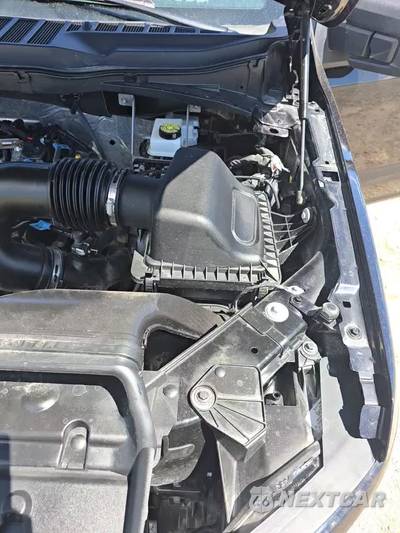 2025 Ford F-150 XLT Crew Cab Short Bed - zdjęcie 25 z 32 - miniatura